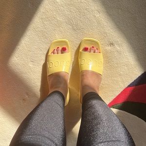 Yellow jelly sandals size 40 used